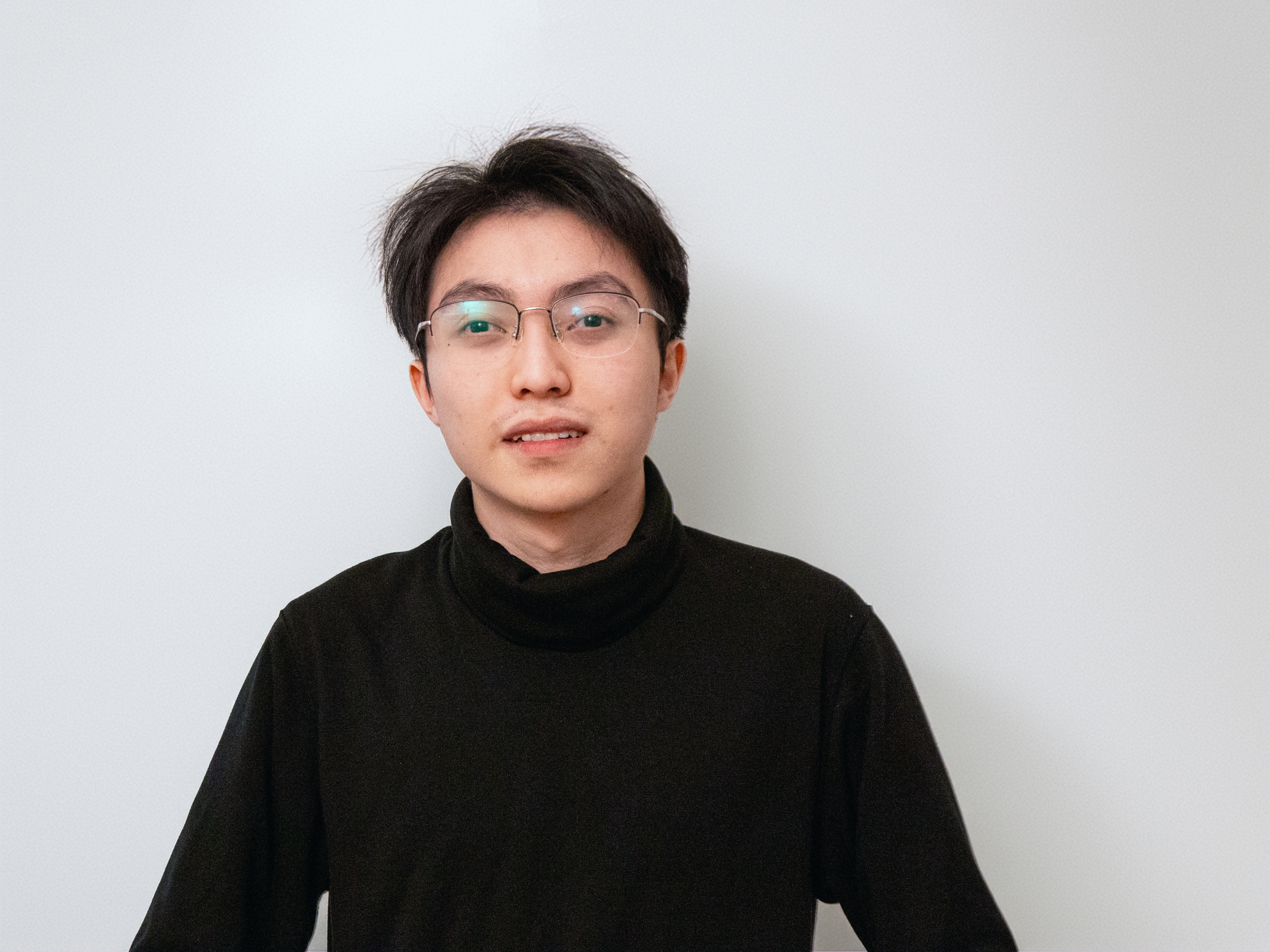 Portrait of Weilong Lin